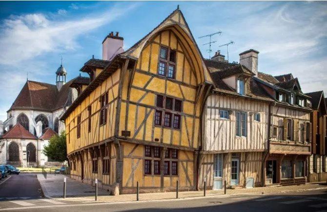 Les Chalets Aux Gites D'Orient Geraudot Экстерьер фото